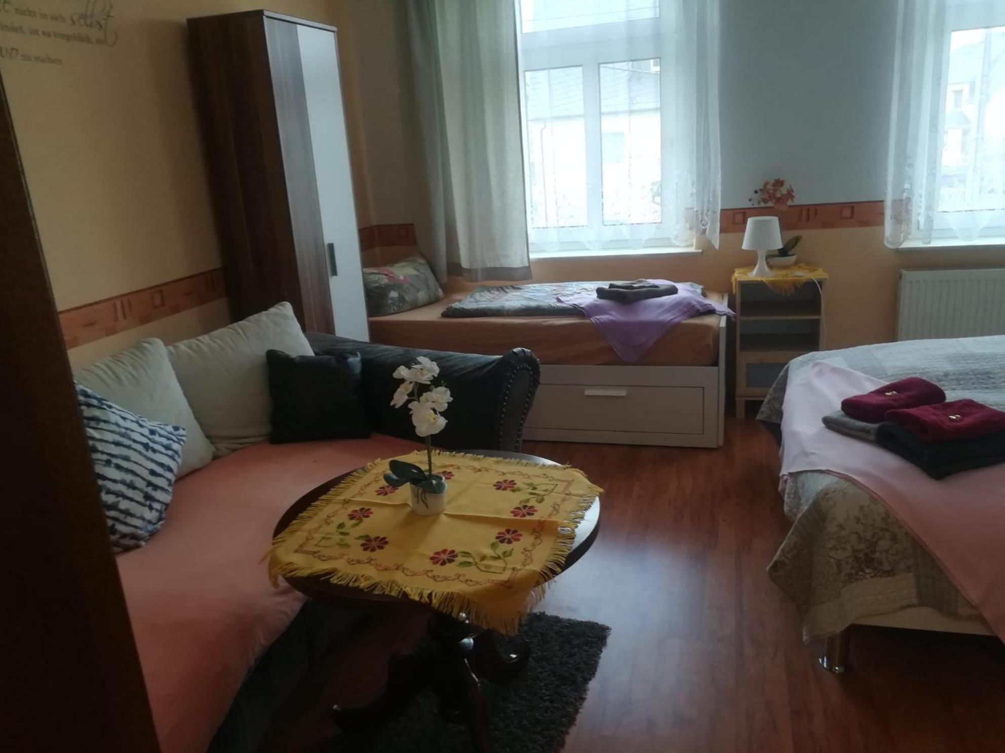 Pension Elli Kroessner Hartmannsdorf bei Chemnitz Экстерьер фото