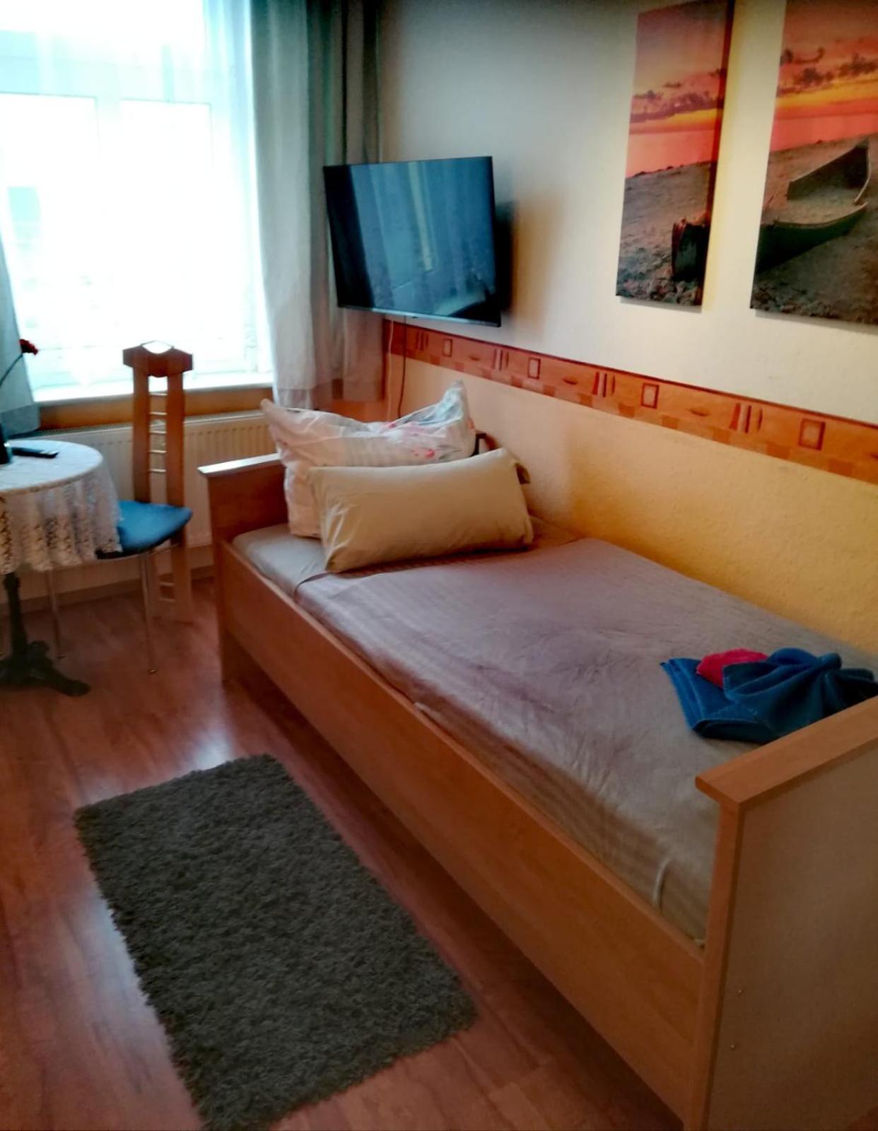 Pension Elli Kroessner Hartmannsdorf bei Chemnitz Экстерьер фото